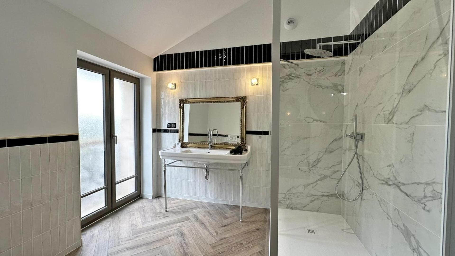 Le Manoir Des Perrieres Bed & Breakfast Rochechouart Bagian luar foto