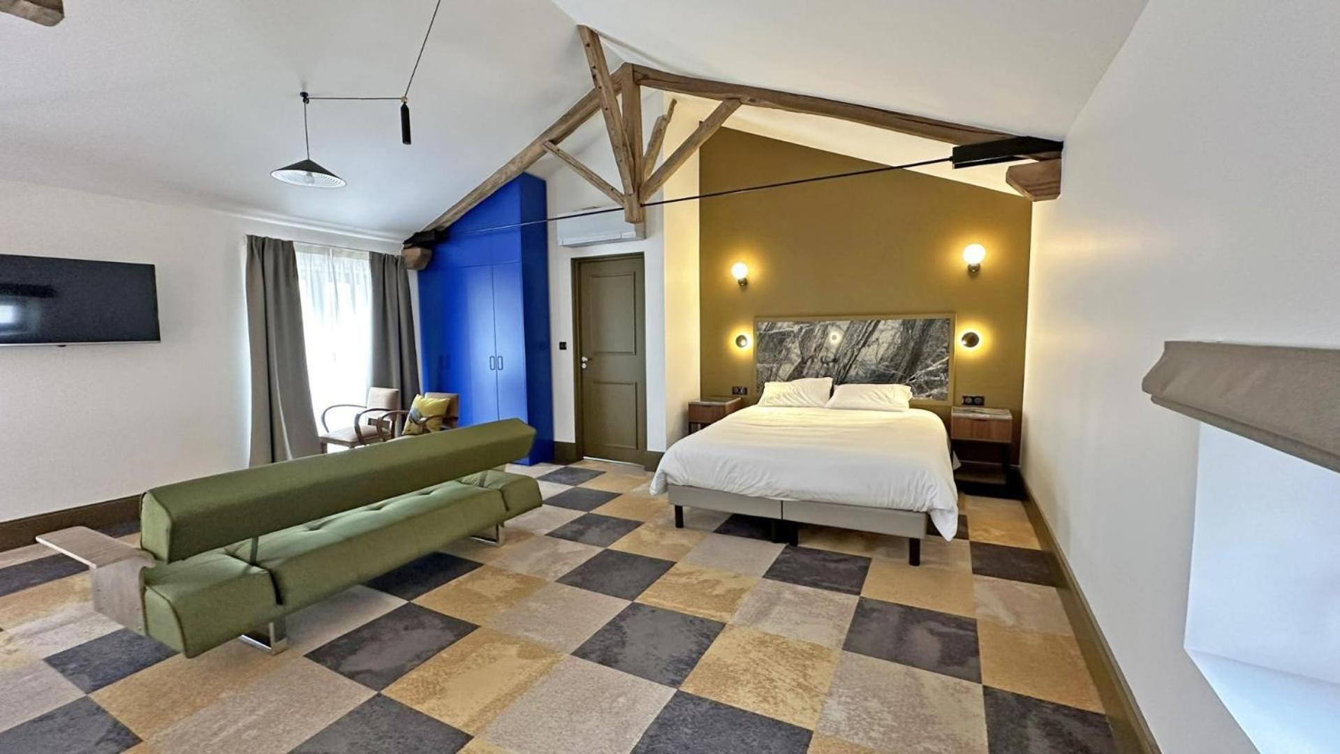 Le Manoir Des Perrieres Bed & Breakfast Rochechouart Bagian luar foto