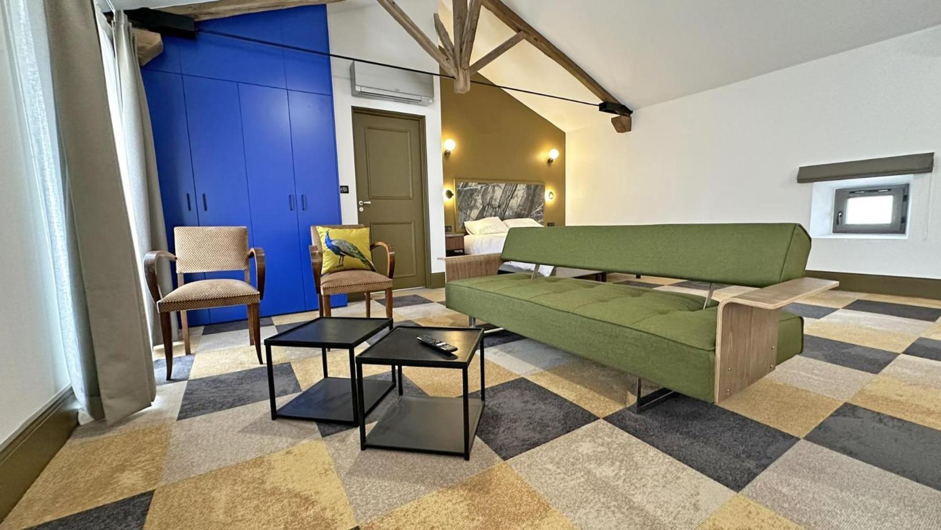 Le Manoir Des Perrieres Bed & Breakfast Rochechouart Bagian luar foto