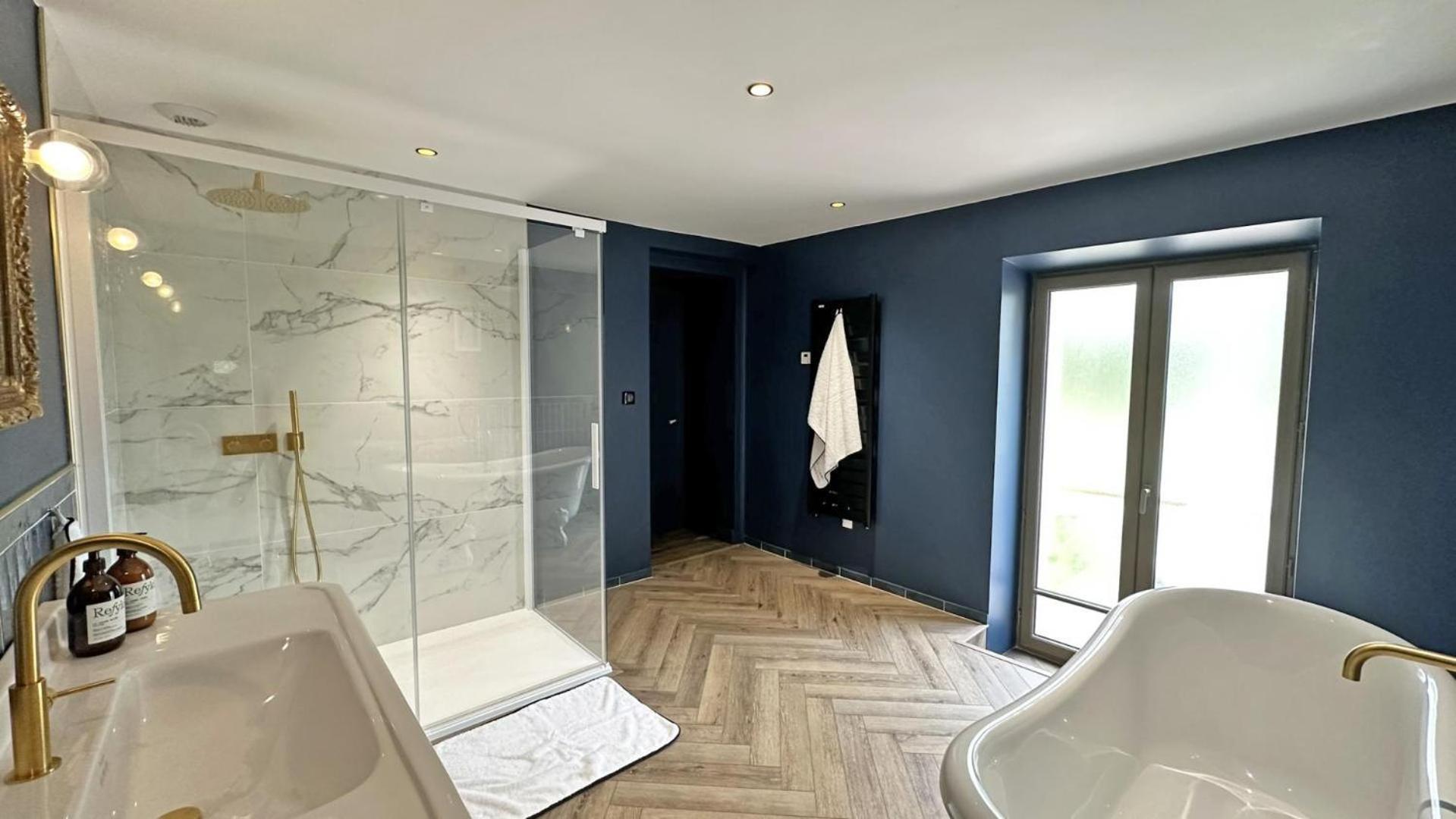 Le Manoir Des Perrieres Bed & Breakfast Rochechouart Bagian luar foto